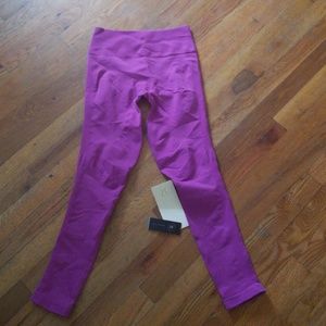 NWT lululemon zone in tight